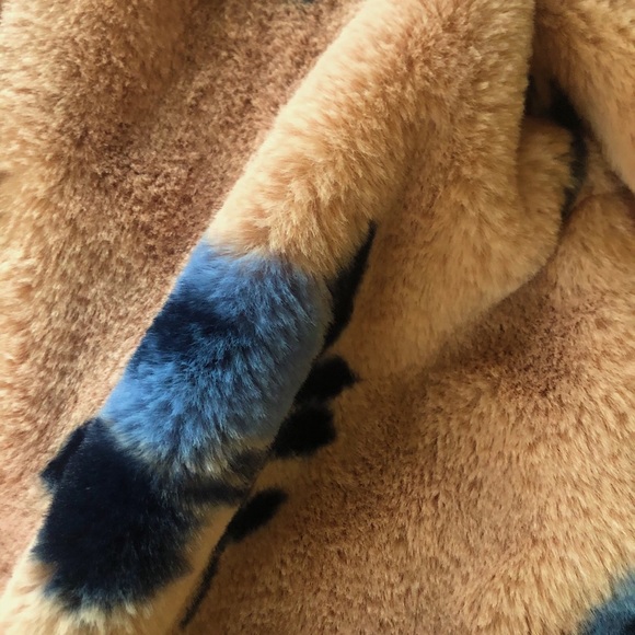 Pink fur jacket - Picture 2 of 2